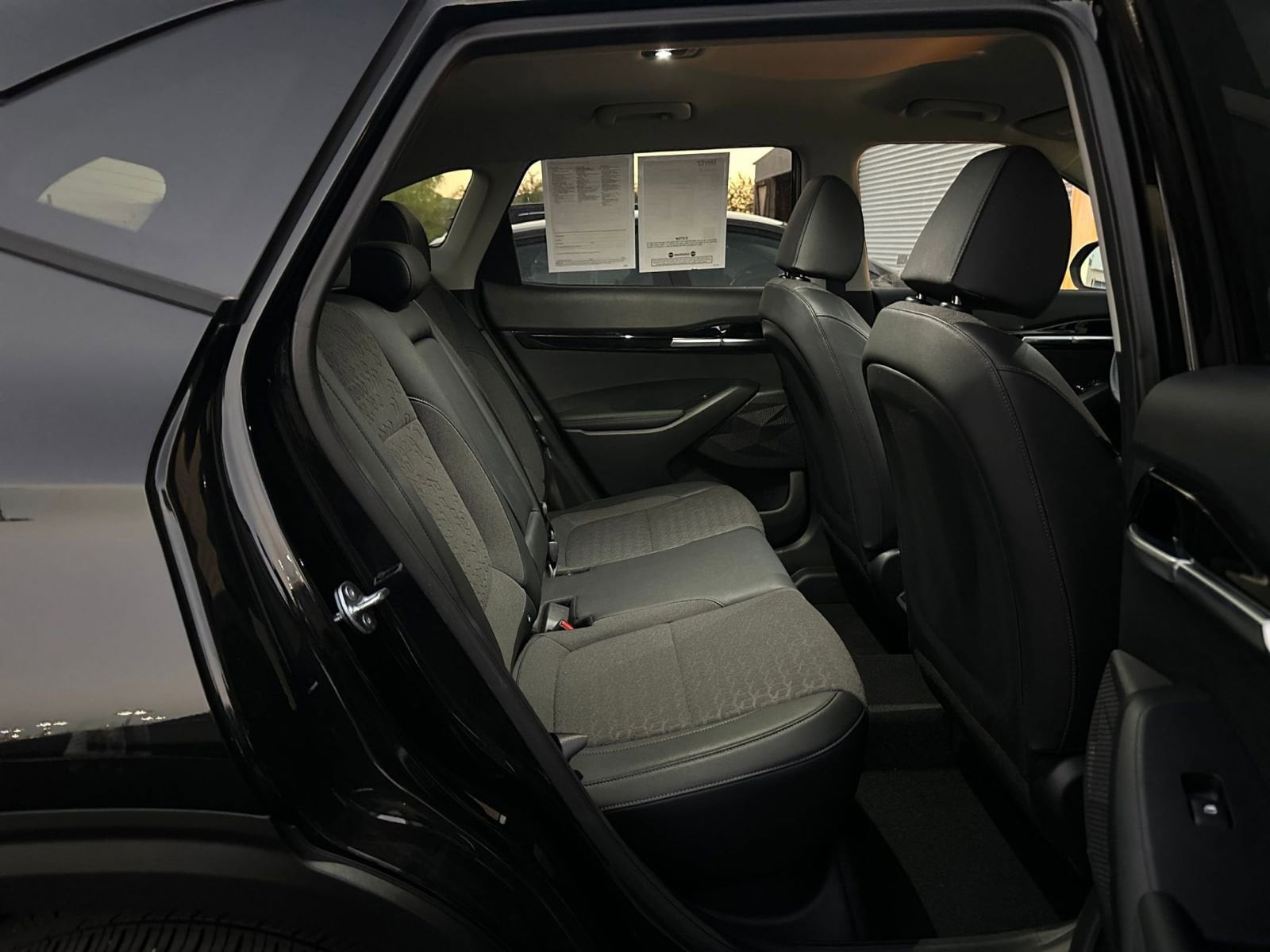 Thumbnail: 2025 Kia Seltos - 24