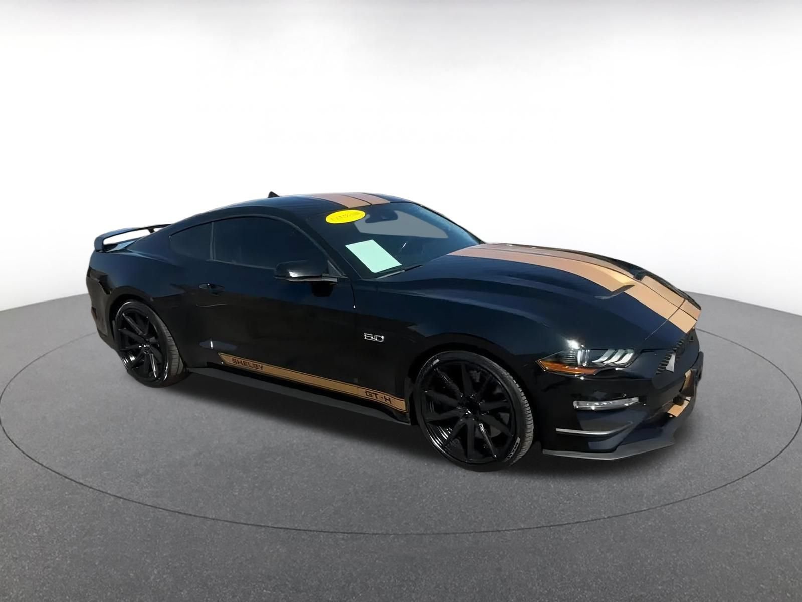 Thumbnail: 2022 Ford Mustang - 2