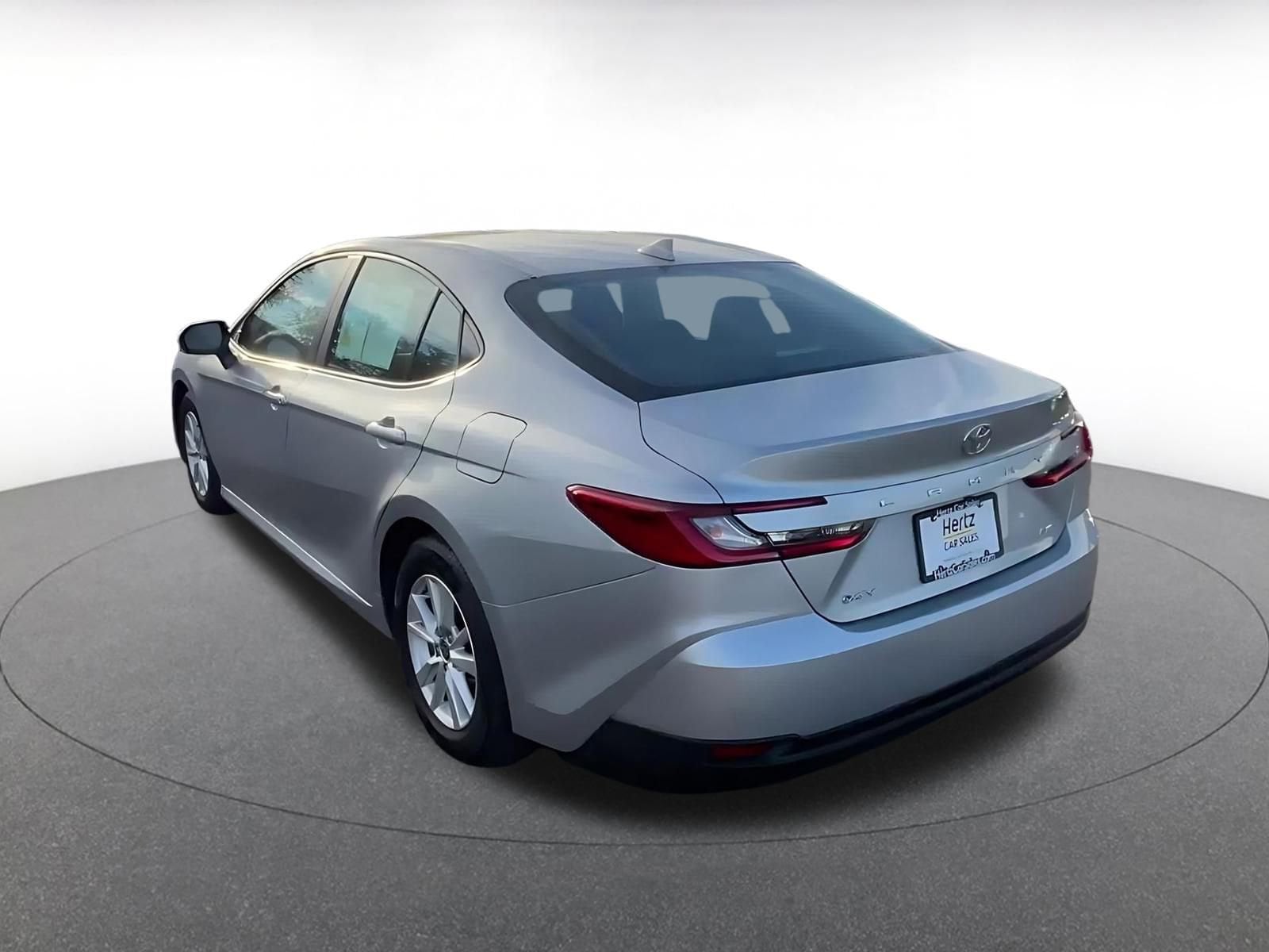 Thumbnail: 2025 Toyota Camry - 11