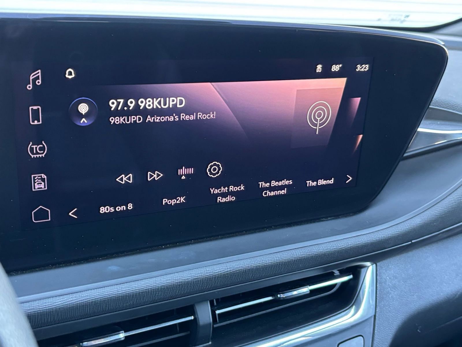 Thumbnail: 2025 Buick Envista - 20