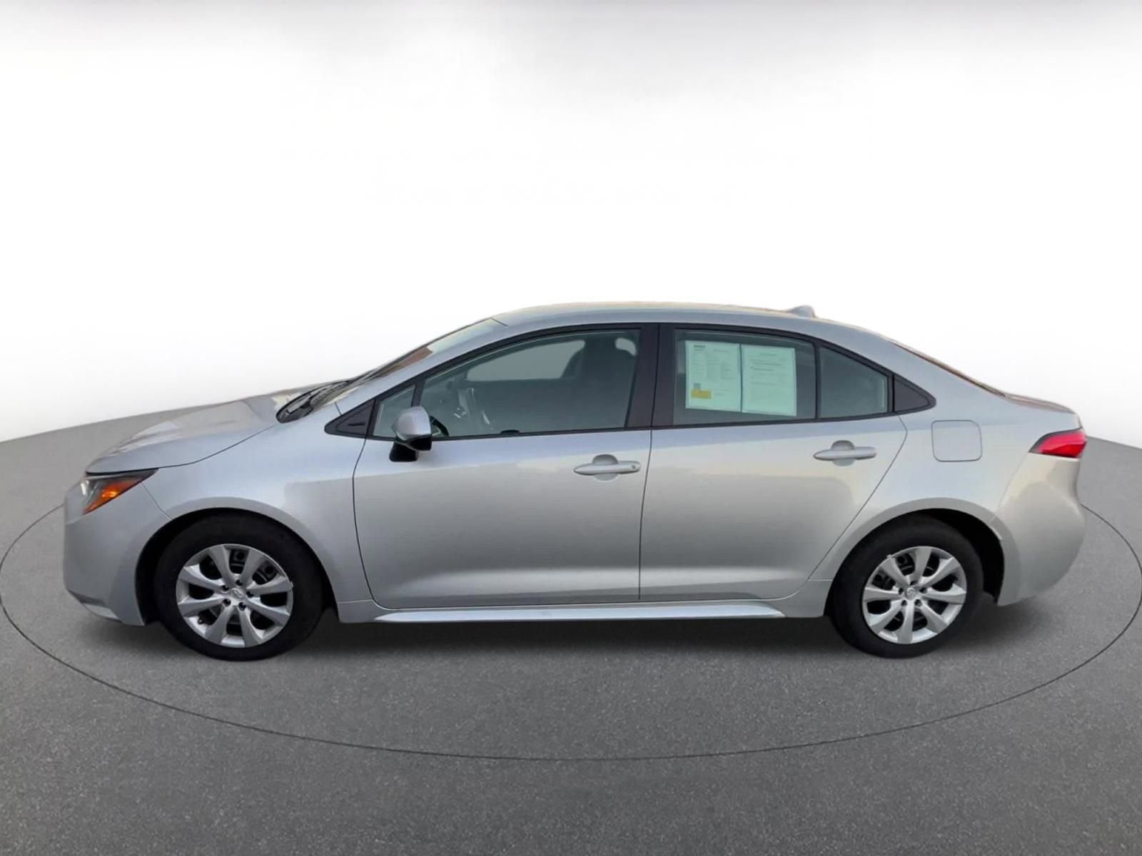 Thumbnail: 2025 Toyota Corolla - 9