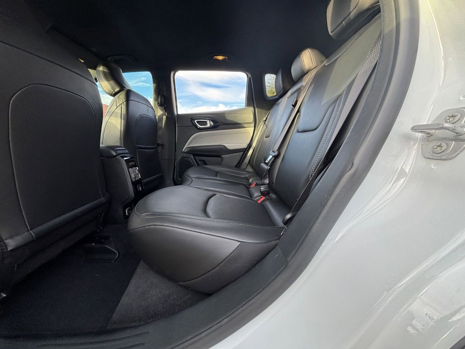 Thumbnail: 2025 Jeep Compass - 25