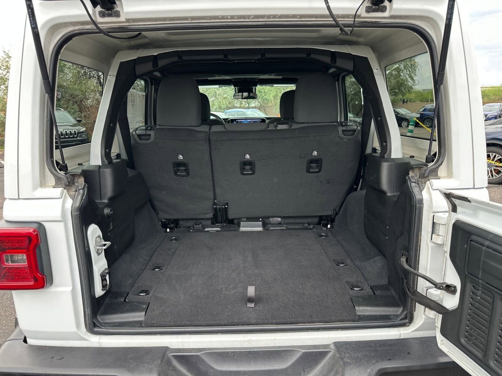 Thumbnail: 2025 Jeep Wrangler - 30