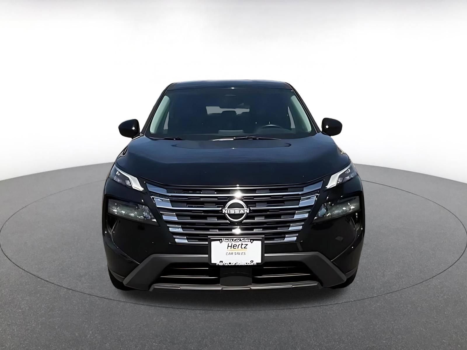 Thumbnail: 2025 Nissan Rogue - 4