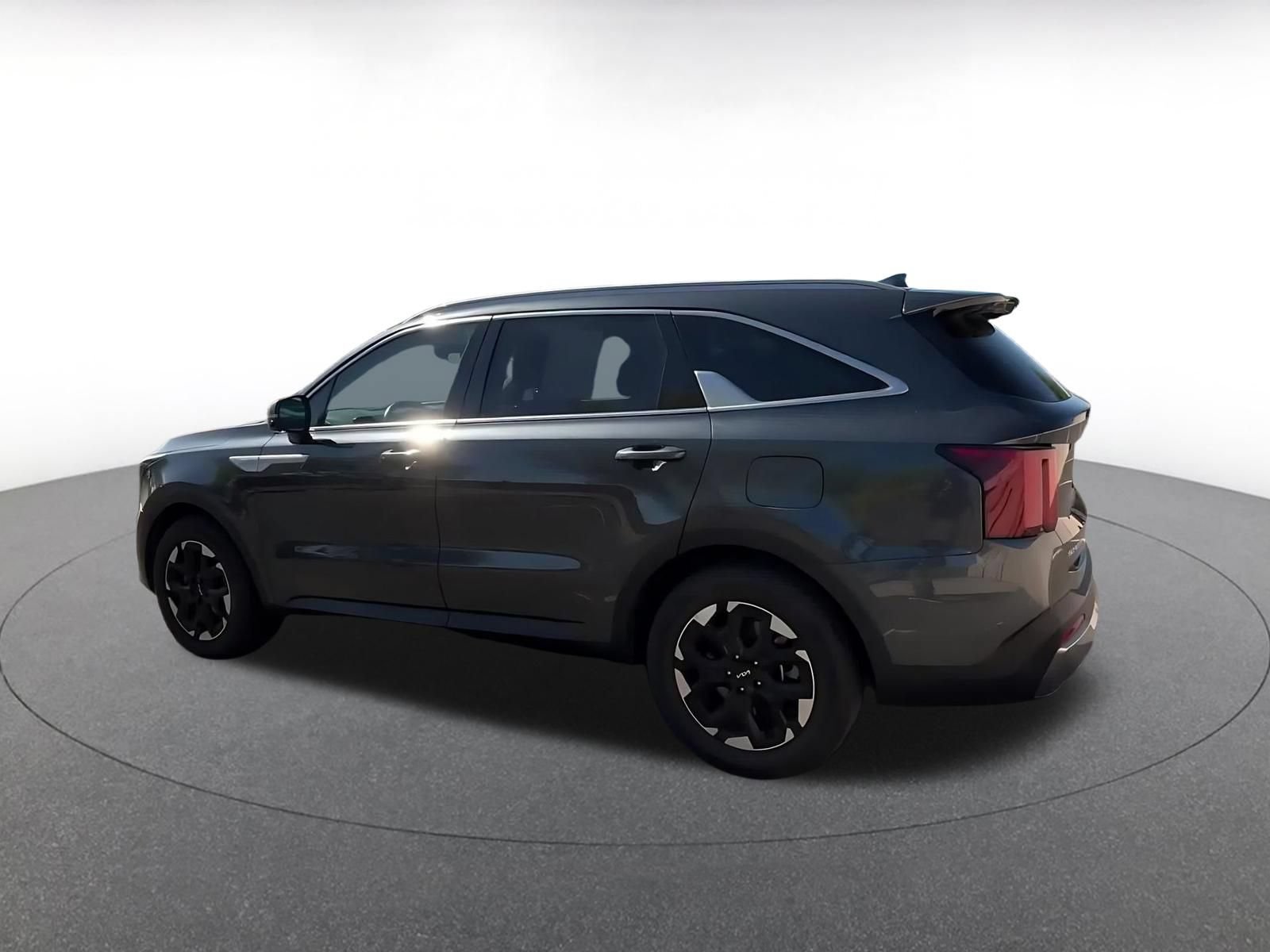 Thumbnail: 2024 Kia Sorento - 9