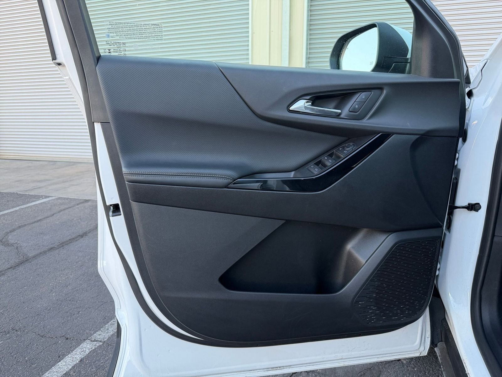 Thumbnail: 2025 Chevrolet Equinox - 18