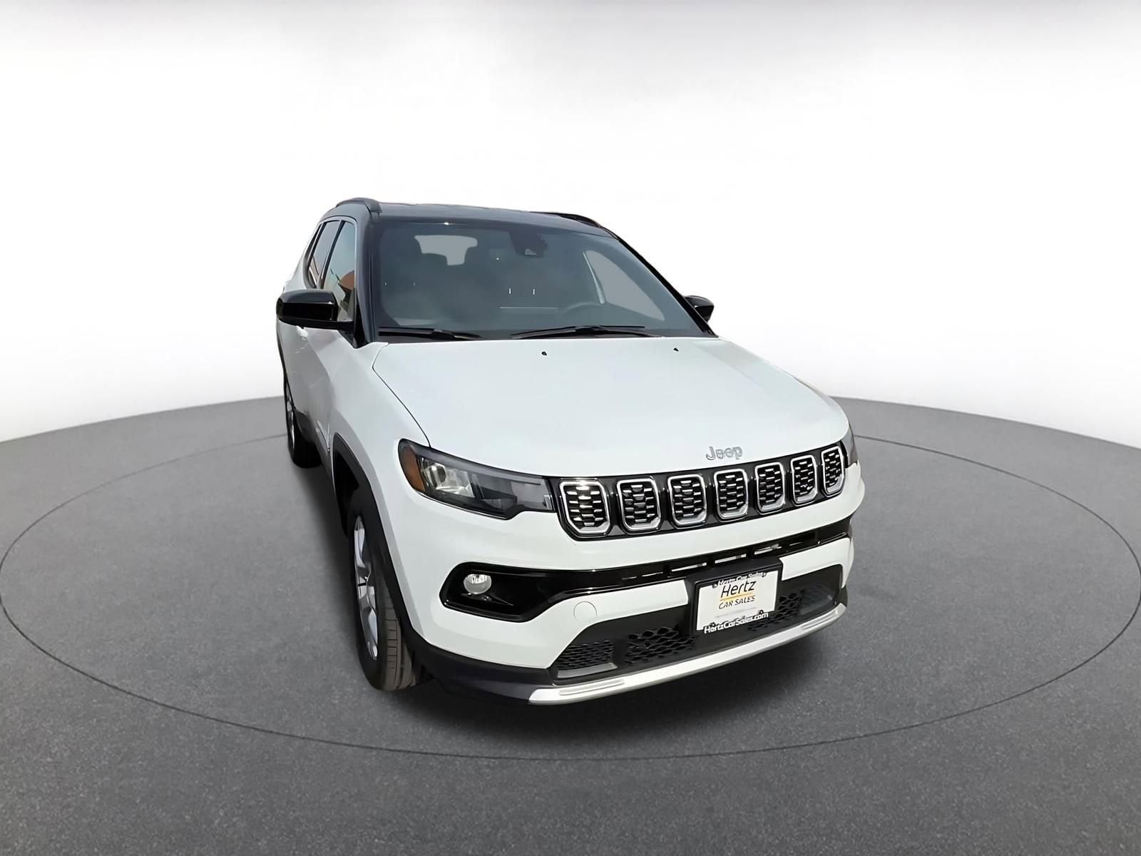 Thumbnail: 2025 Jeep Compass - 3
