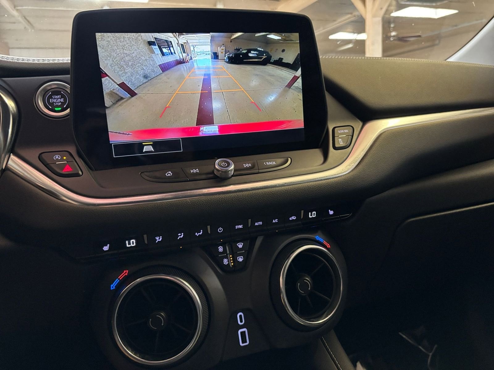 Thumbnail: 2025 Chevrolet Blazer - 17