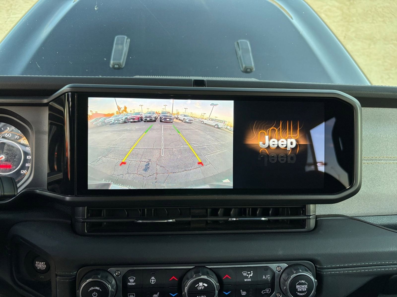 Thumbnail: 2025 Jeep Wrangler - 18