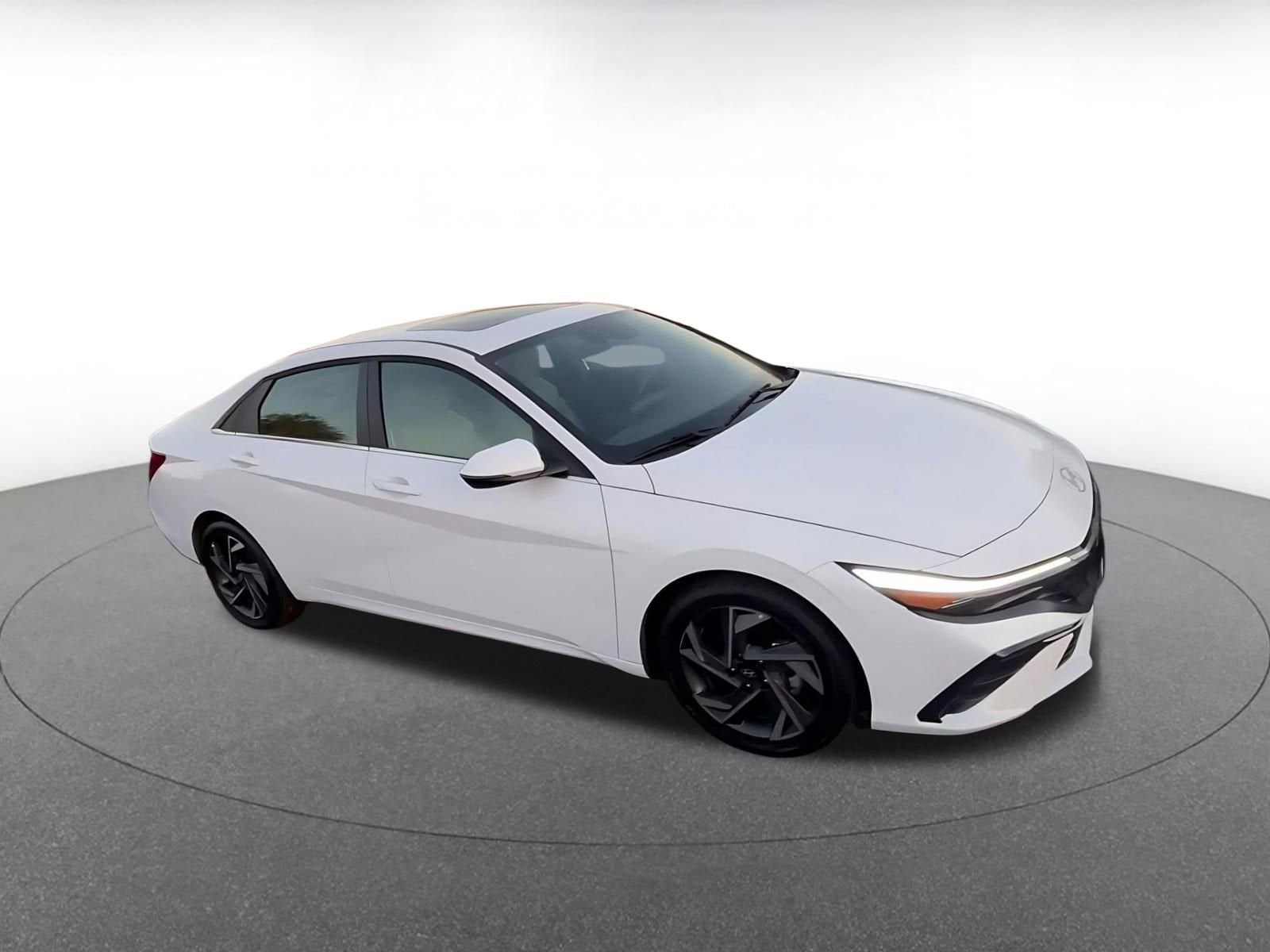 Thumbnail: 2025 Hyundai Elantra - 2