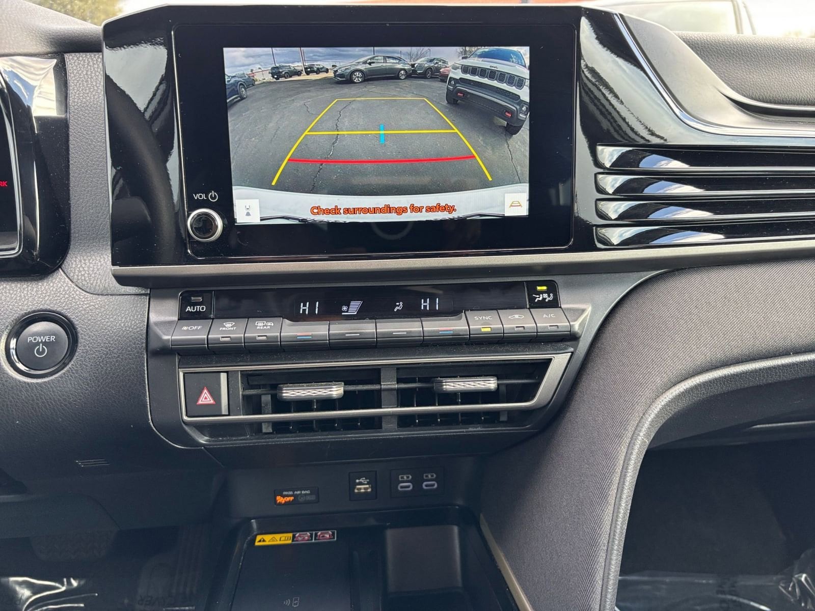 Thumbnail: 2025 Toyota Camry - 17