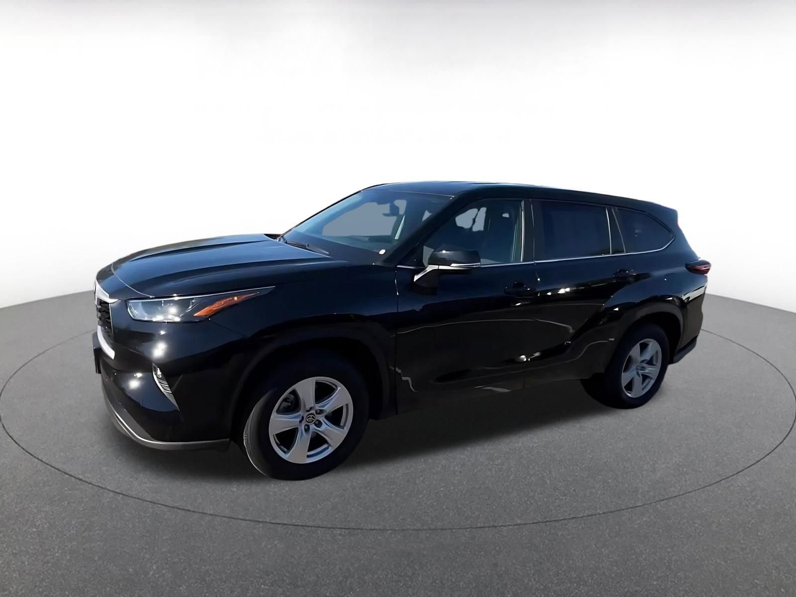 Thumbnail: 2025 Toyota Highlander - 8