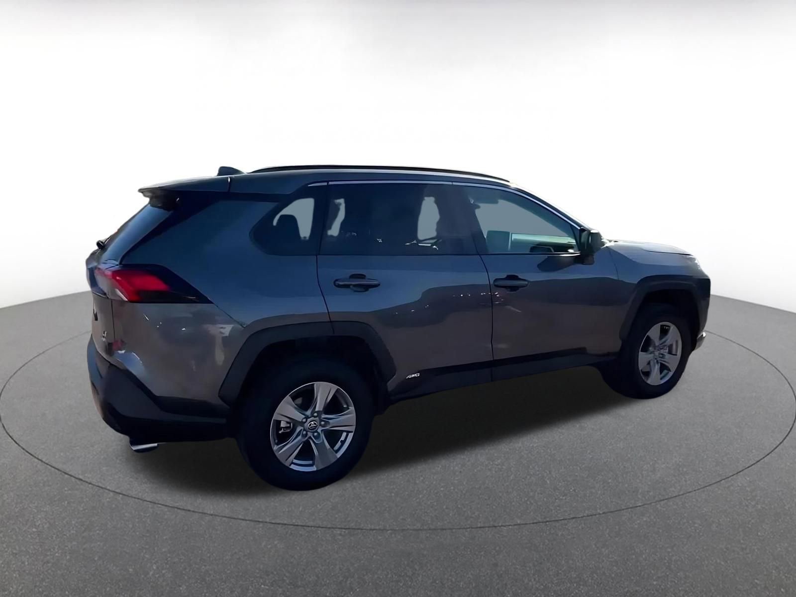 Thumbnail: 2025 Toyota RAV4 - 15