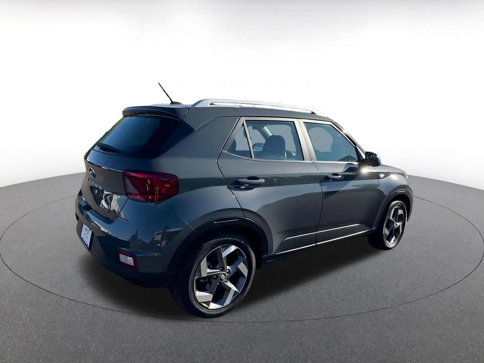 Thumbnail: 2025 Hyundai Venue - 15