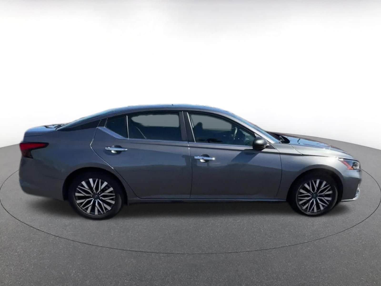 Thumbnail: 2025 Nissan Altima - 16