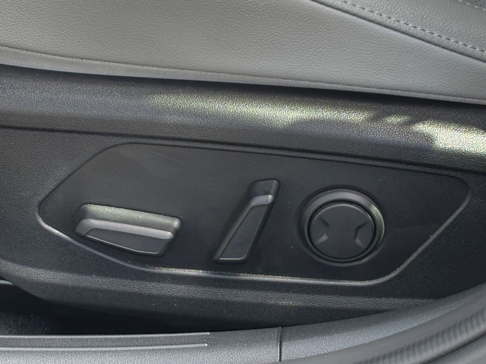 Thumbnail: 2025 Hyundai Elantra - 23