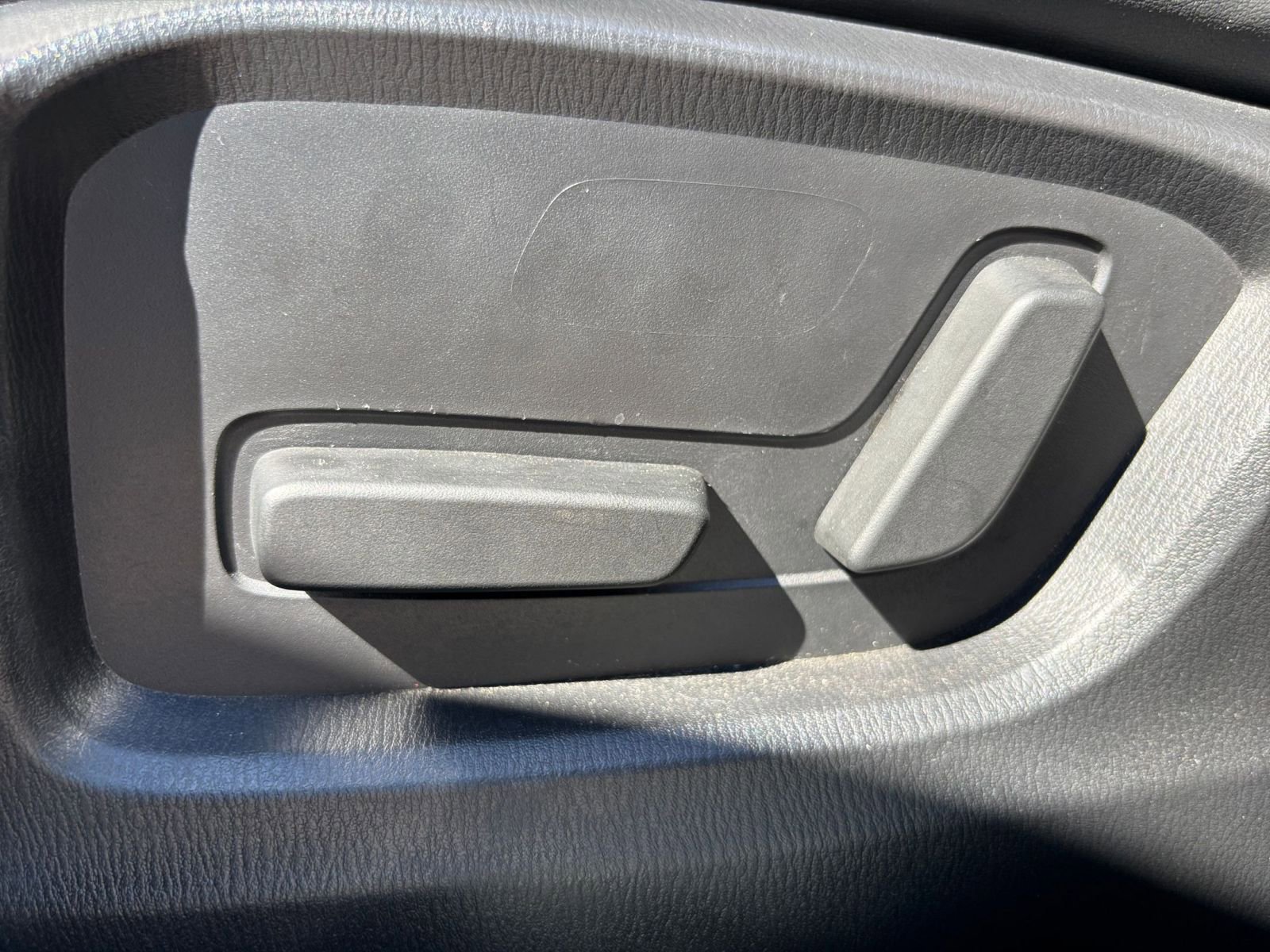 Thumbnail: 2025 Mazda CX-5 - 23