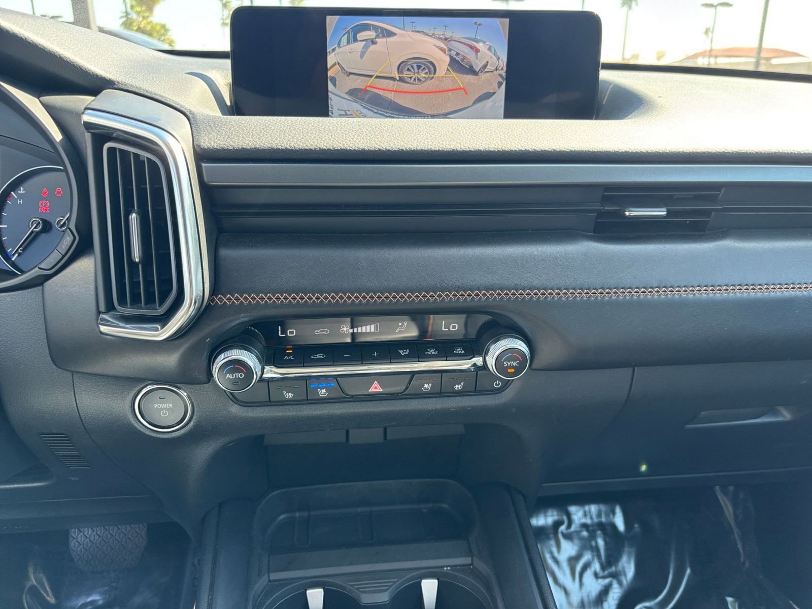 Thumbnail: 2025 Mazda CX-50 - 17