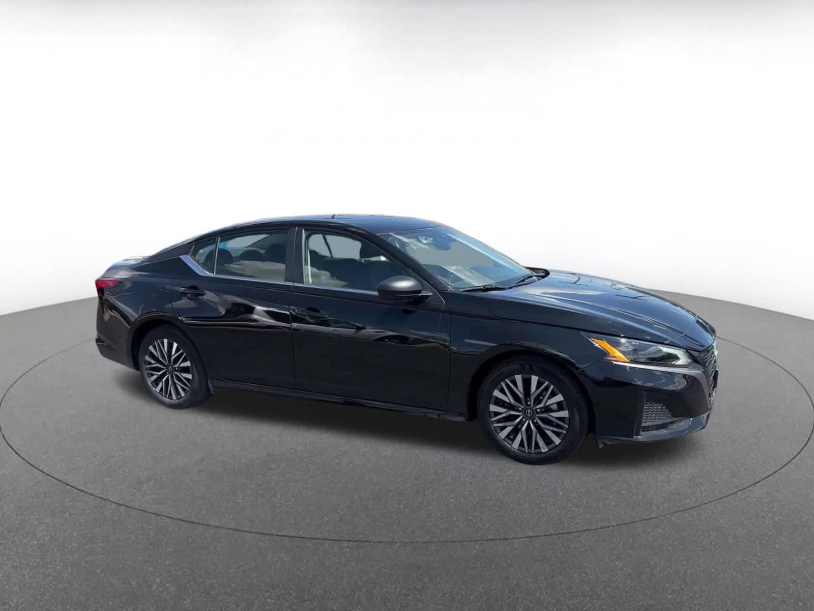 Thumbnail: 2026 Nissan Altima - 2