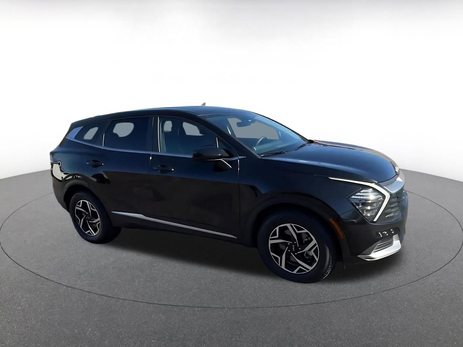 Thumbnail: 2025 Kia Sportage - 2