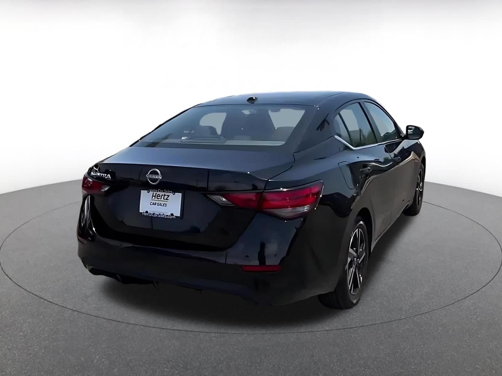 Thumbnail: 2025 Nissan Sentra - 12
