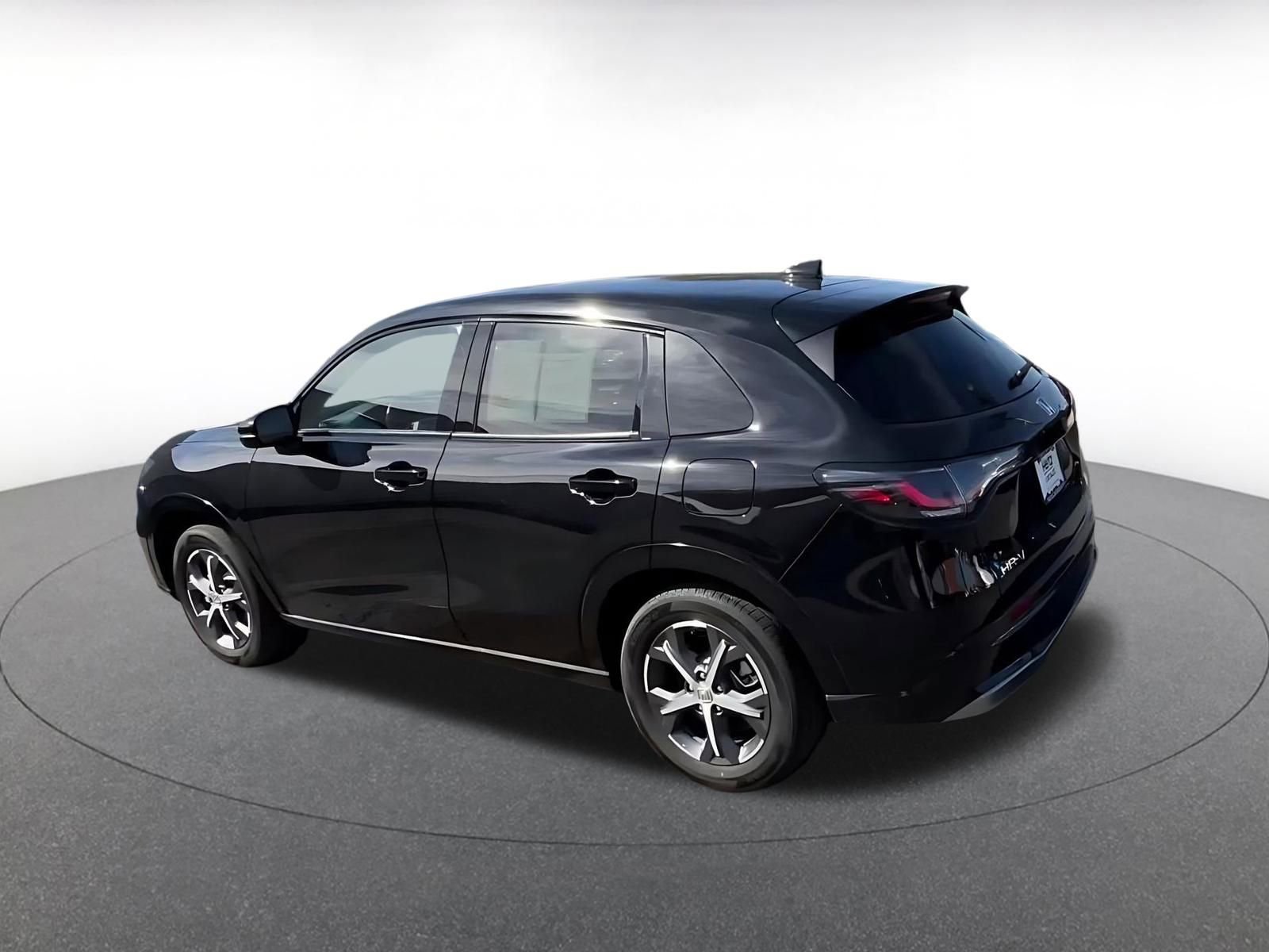 Thumbnail: 2025 Honda HR-V - 10