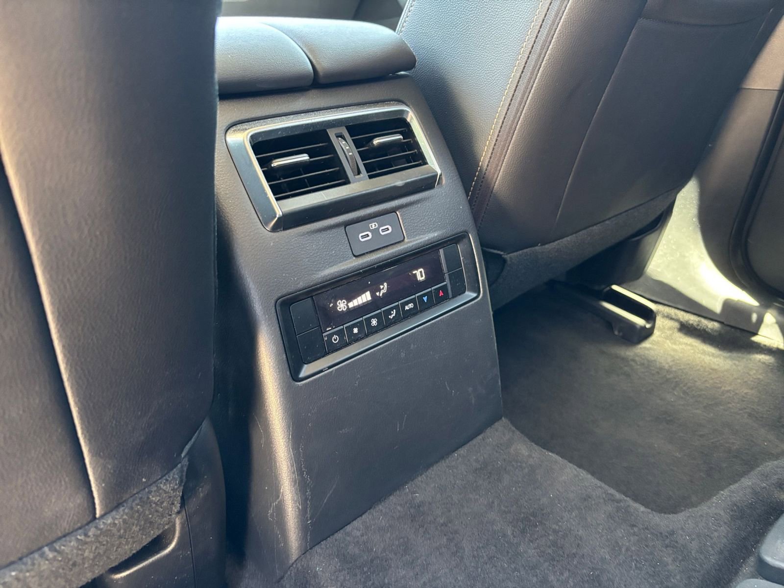 Thumbnail: 2025 Mazda CX-90 - 24