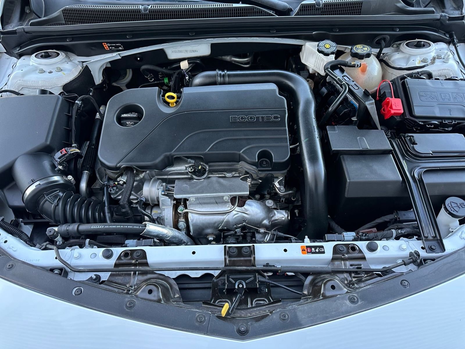 2024 Chevrolet Malibu LT 32