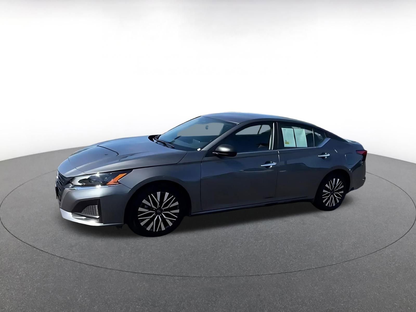 Thumbnail: 2025 Nissan Altima - 8