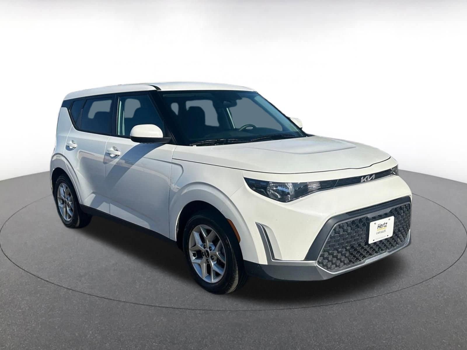 2024 Kia Soul LX Hero Image