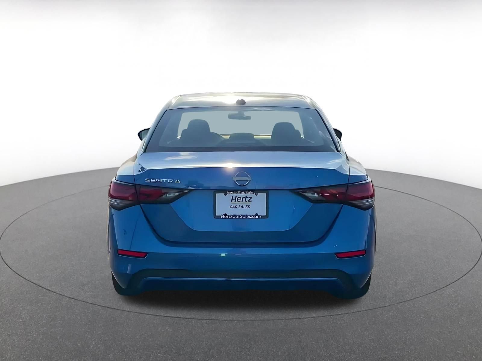 Thumbnail: 2025 Nissan Sentra - 10