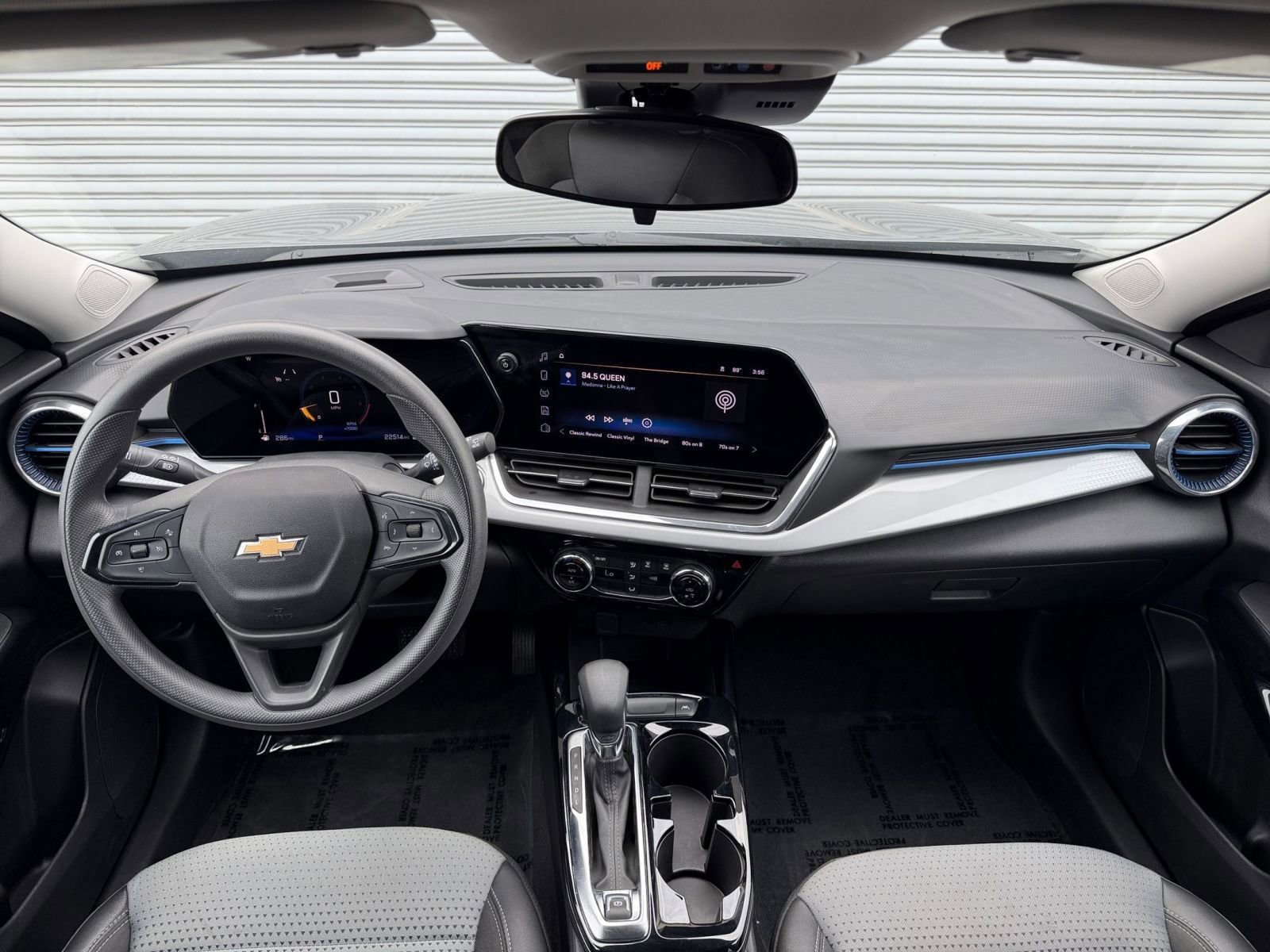 Thumbnail: 2025 Chevrolet Trax - 32