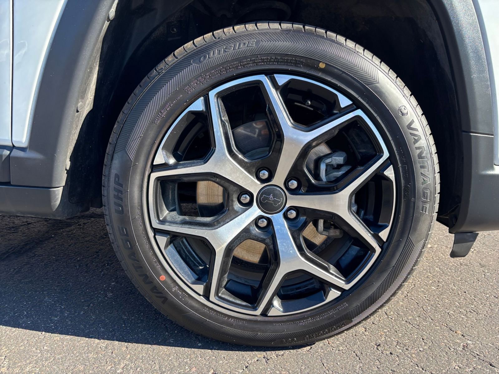 Thumbnail: 2025 Jeep Compass - 30