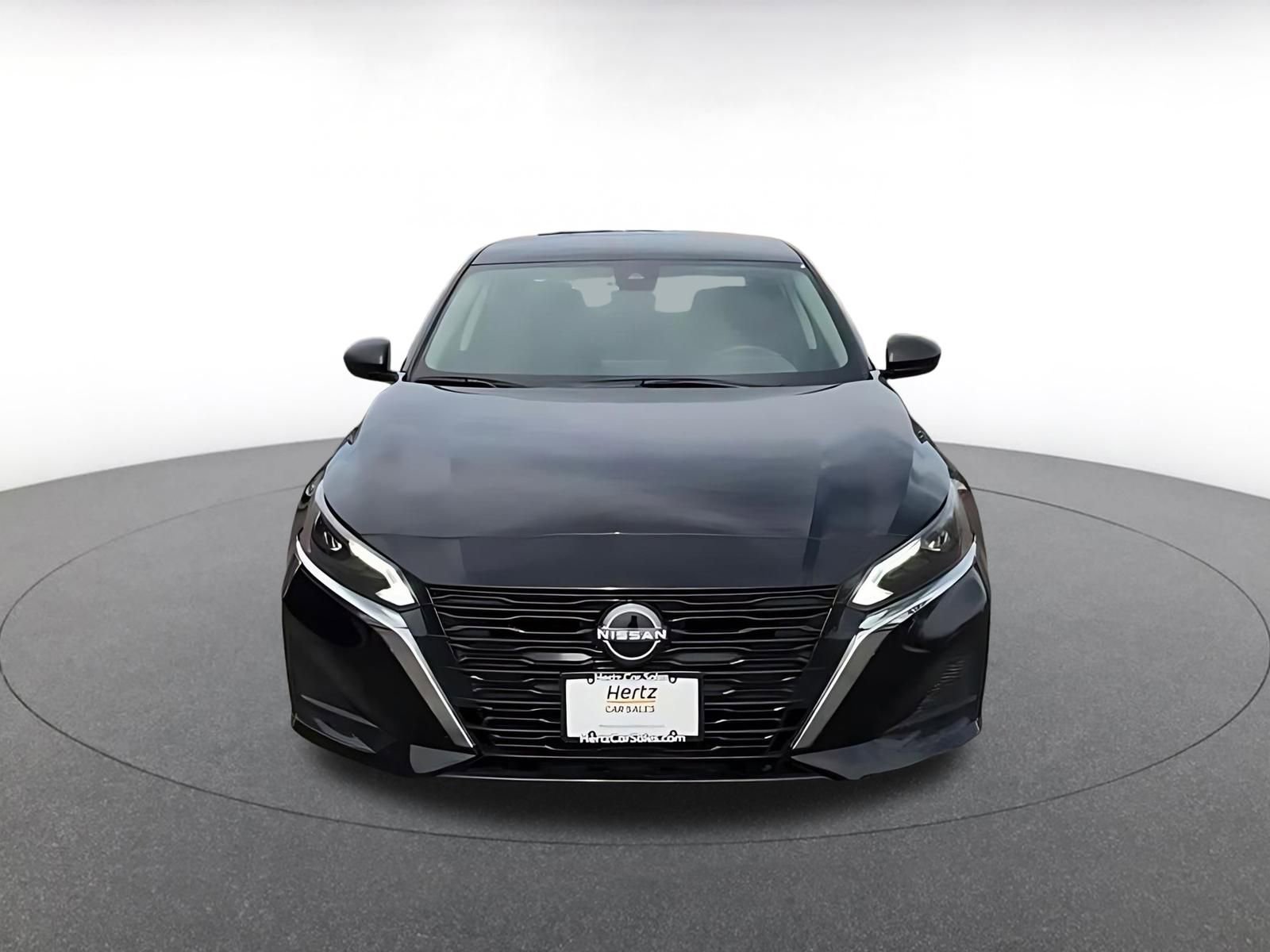 Thumbnail: 2025 Nissan Altima - 4