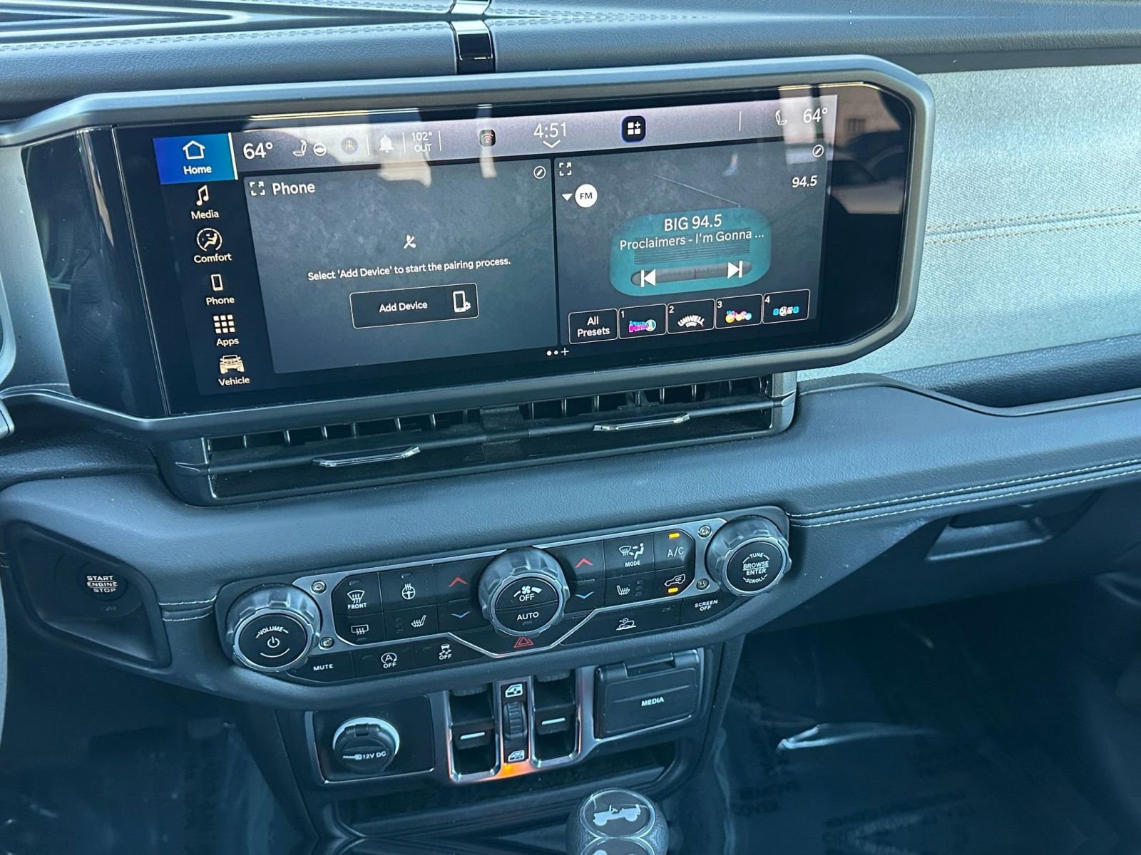 Thumbnail: 2025 Jeep Wrangler - 18