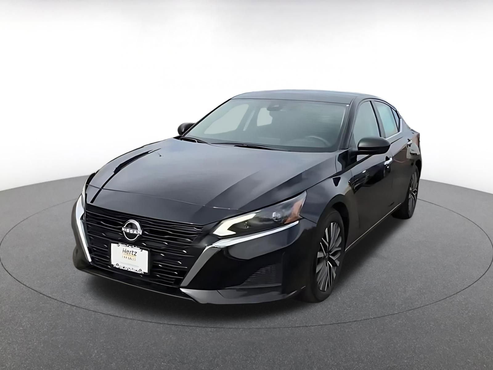 Thumbnail: 2025 Nissan Altima - 7
