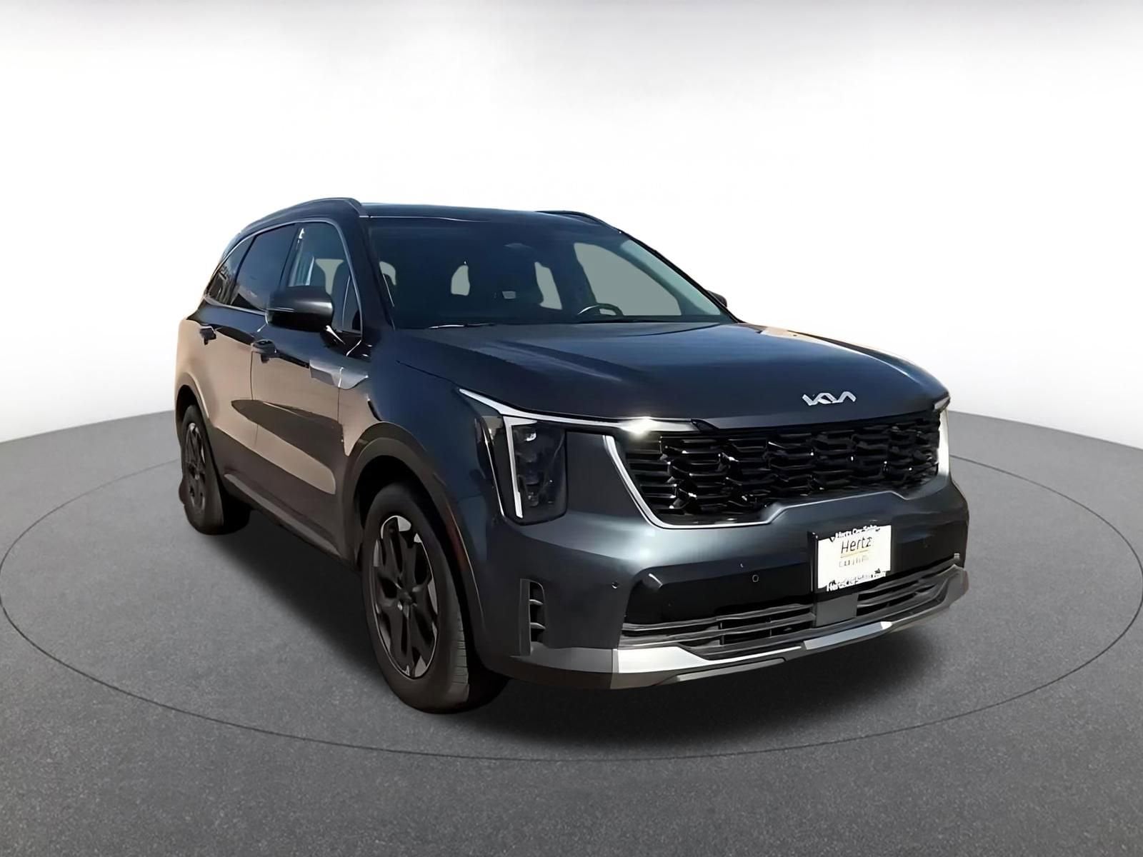 Thumbnail: 2024 Kia Sorento - 3