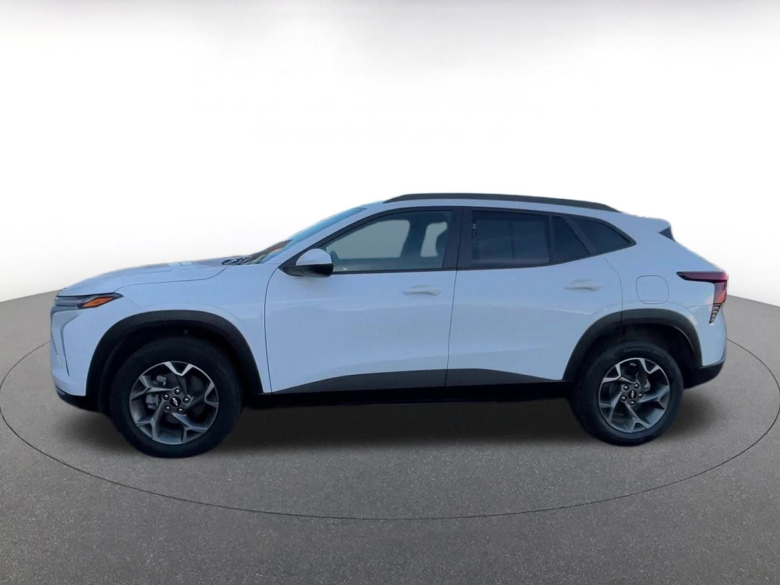 Thumbnail: 2025 Chevrolet Trax - 9