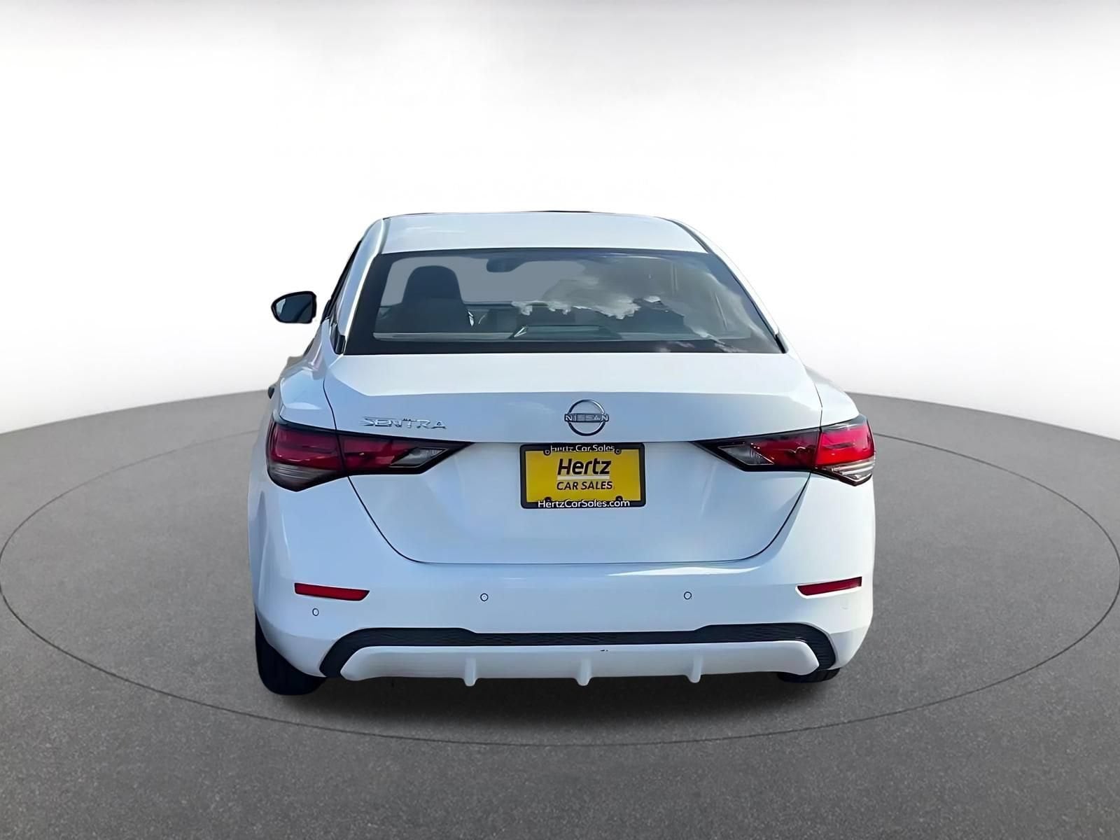 Thumbnail: 2025 Nissan Sentra - 12