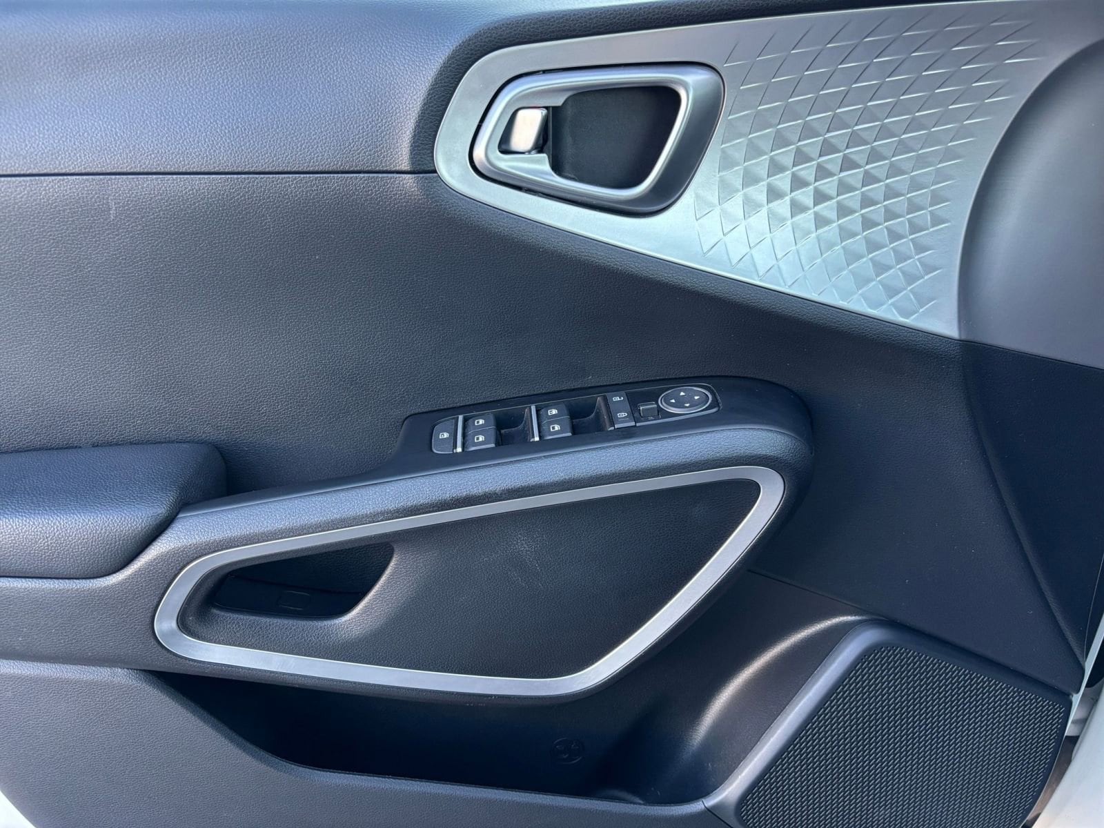 Thumbnail: 2025 Kia Soul - 18