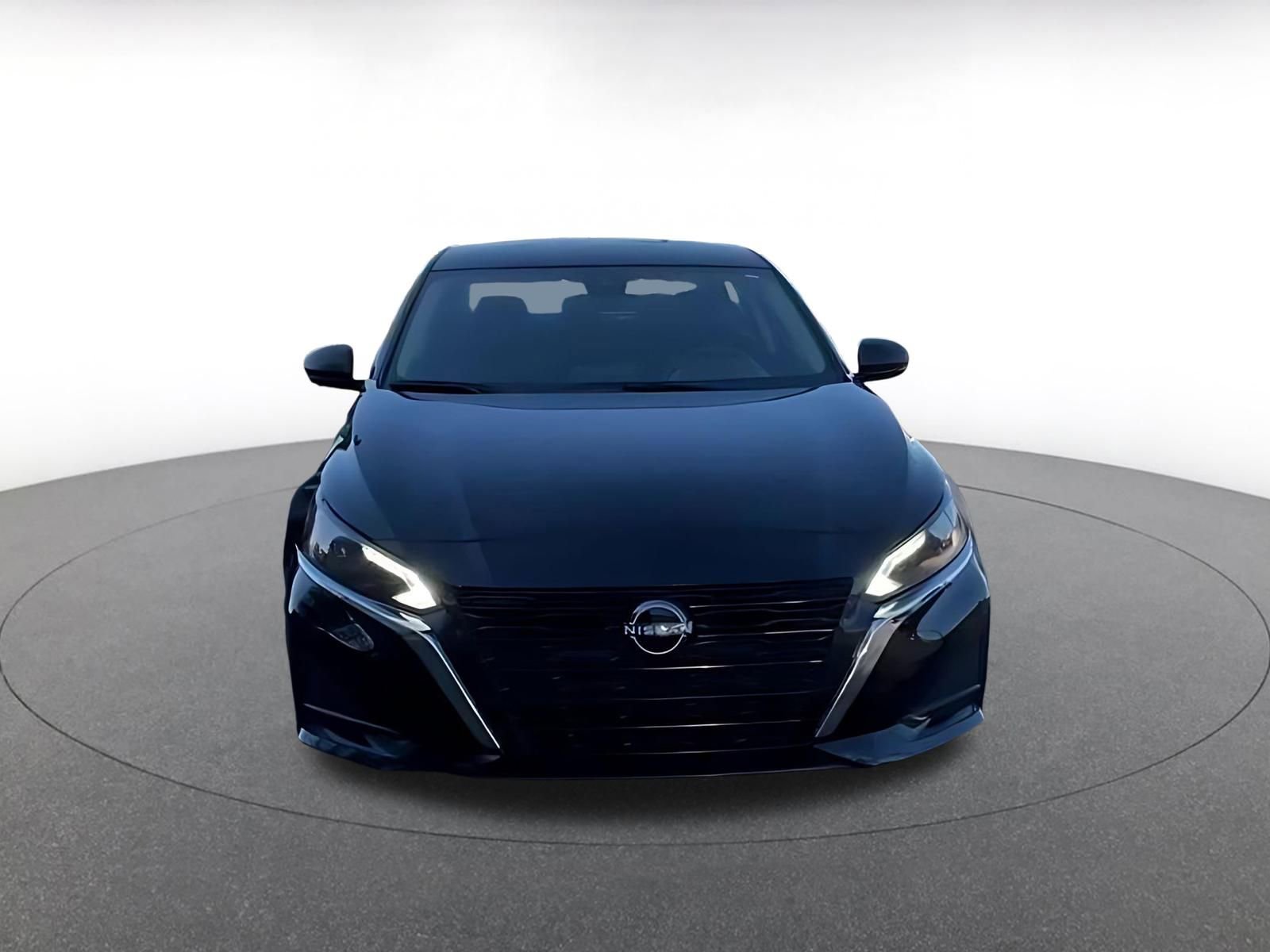 Thumbnail: 2025 Nissan Altima - 4