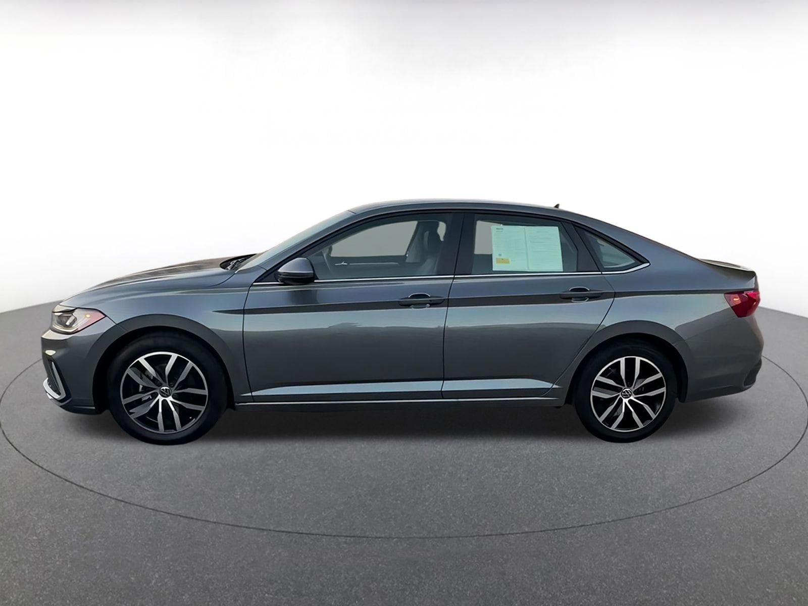 Thumbnail: 2025 Volkswagen Jetta - 9