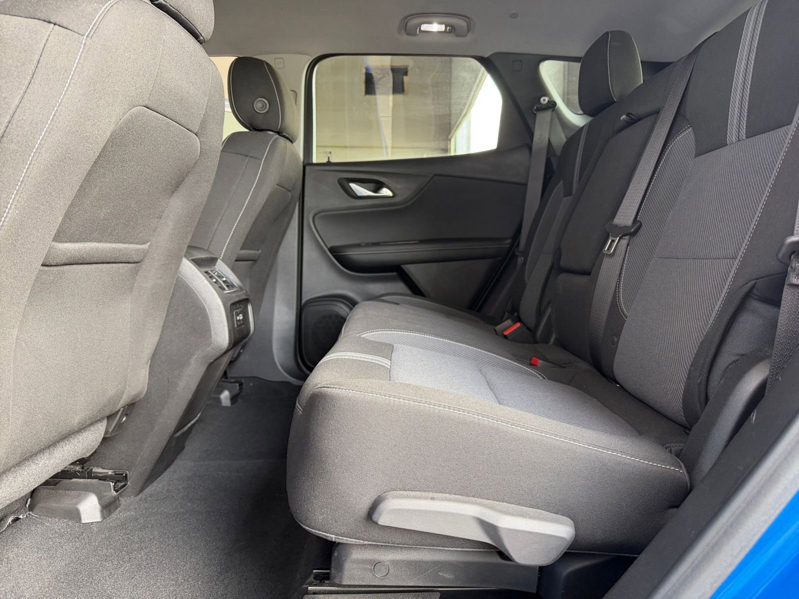 Thumbnail: 2025 Chevrolet Blazer - 27