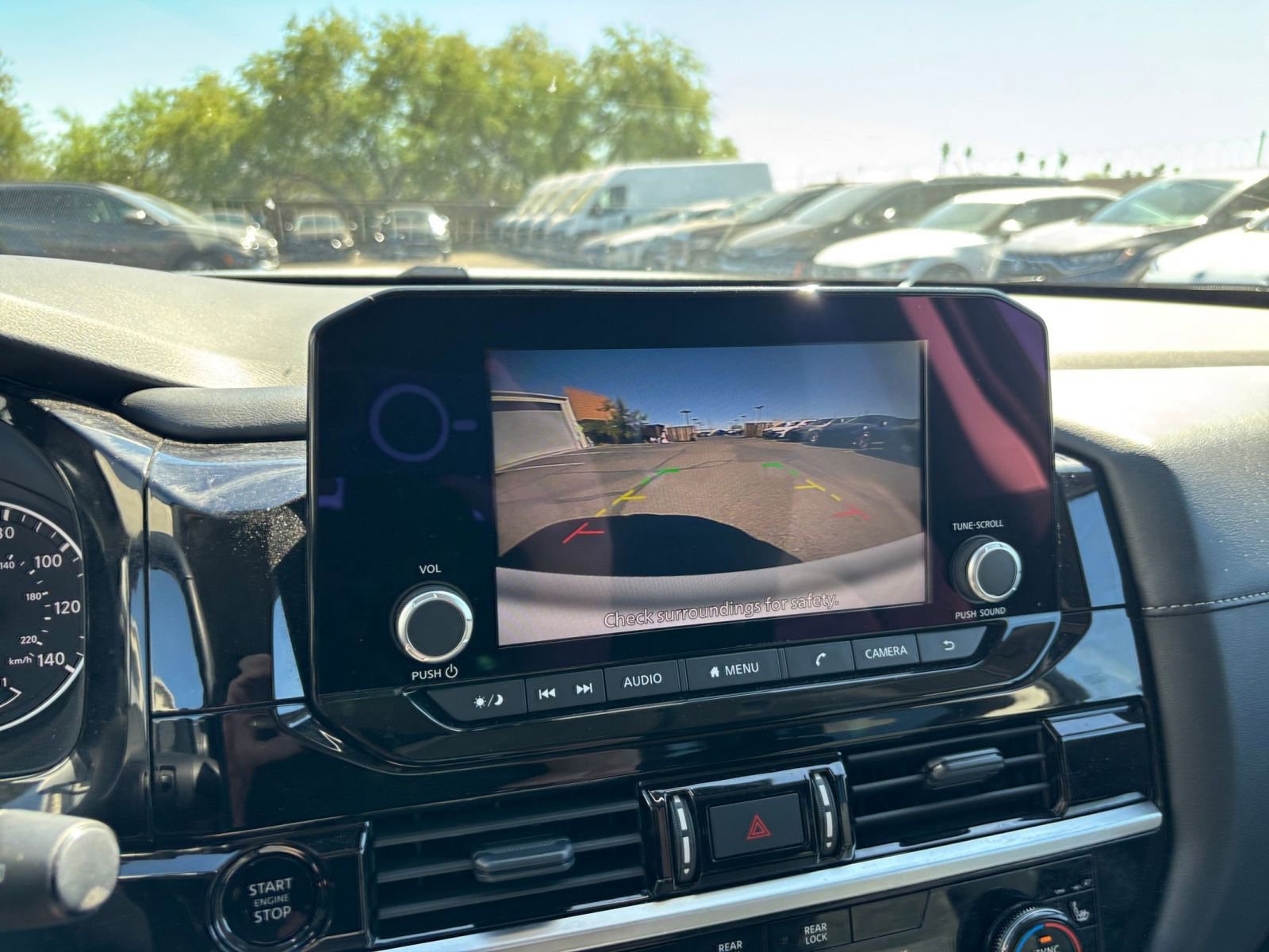 Thumbnail: 2025 Nissan Pathfinder - 25