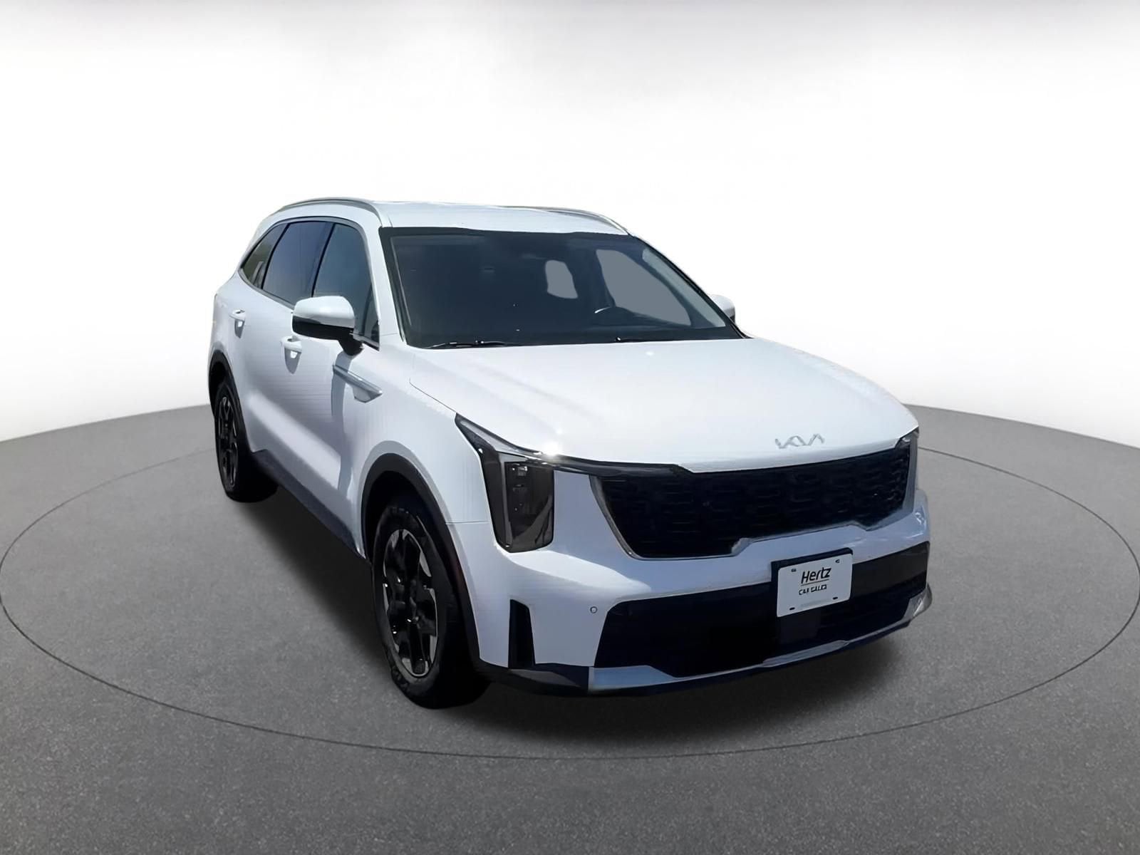 Thumbnail: 2024 Kia Sorento - 3