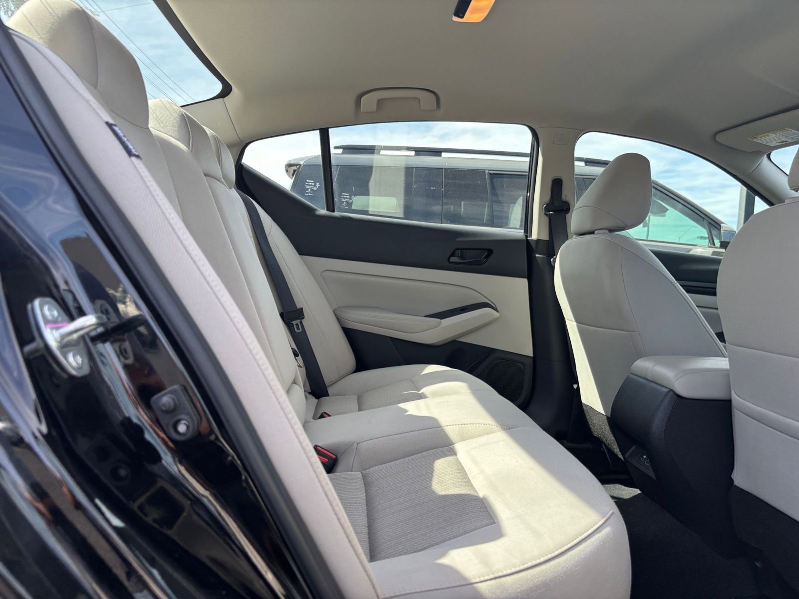 Thumbnail: 2025 Nissan Altima - 25