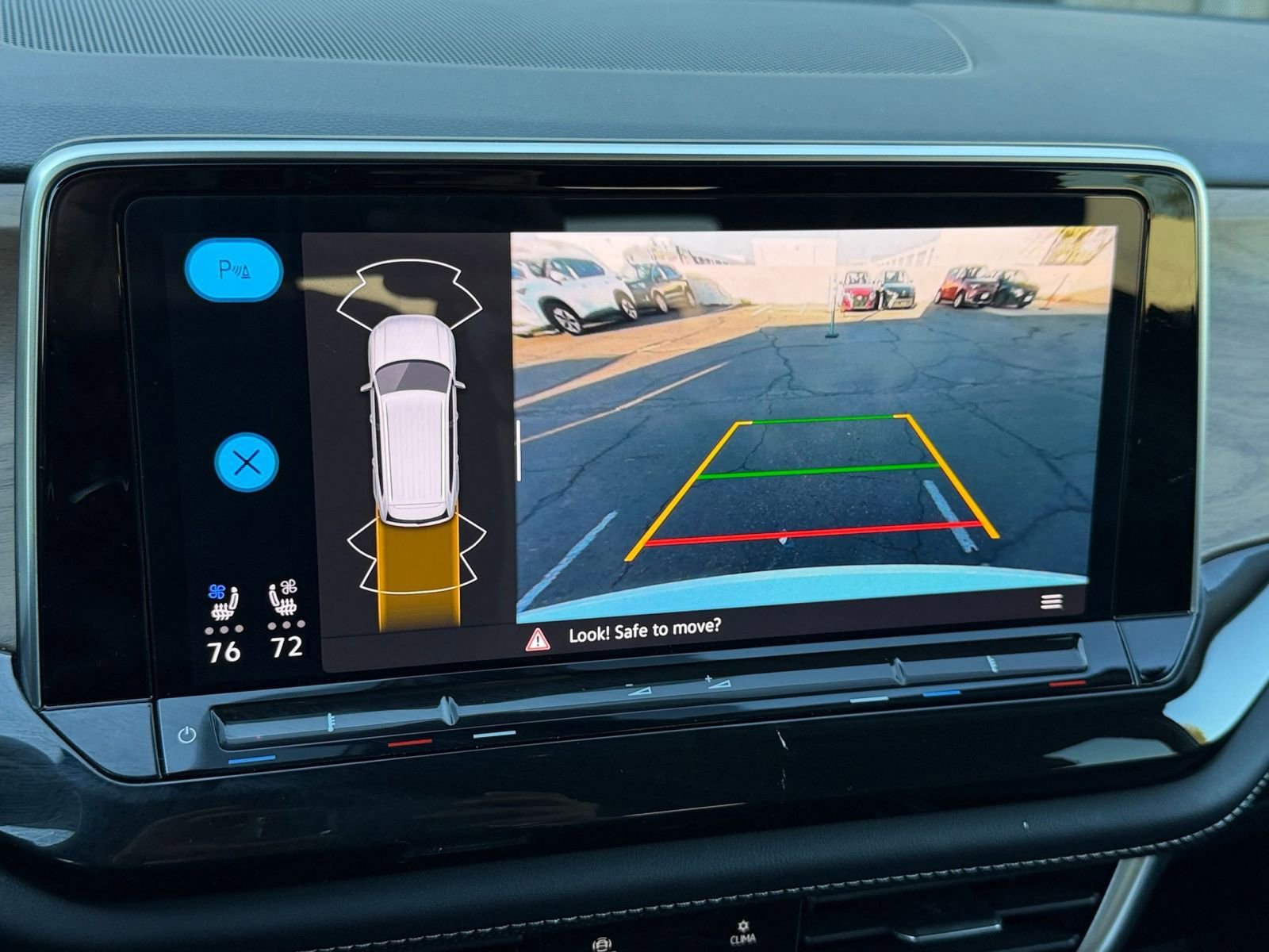 Thumbnail: 2025 Volkswagen Atlas - 25