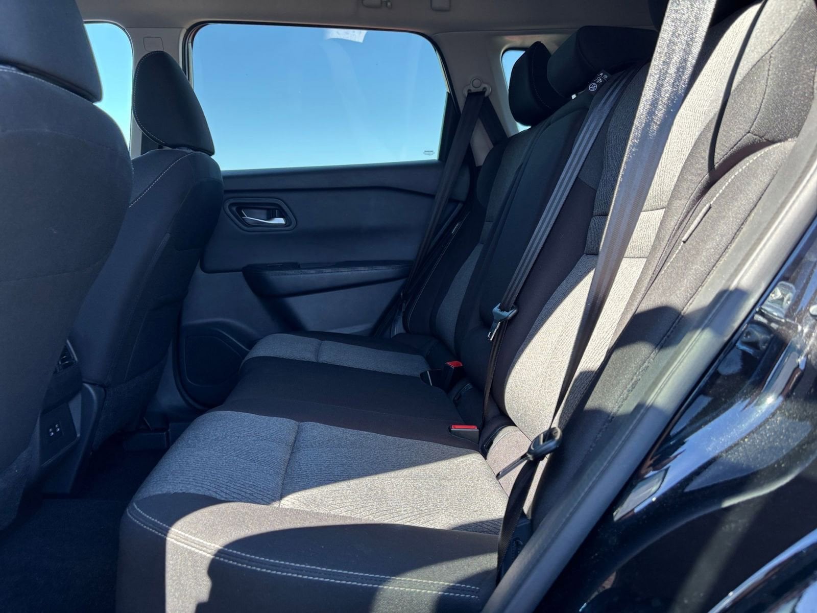 Thumbnail: 2025 Nissan Rogue - 28