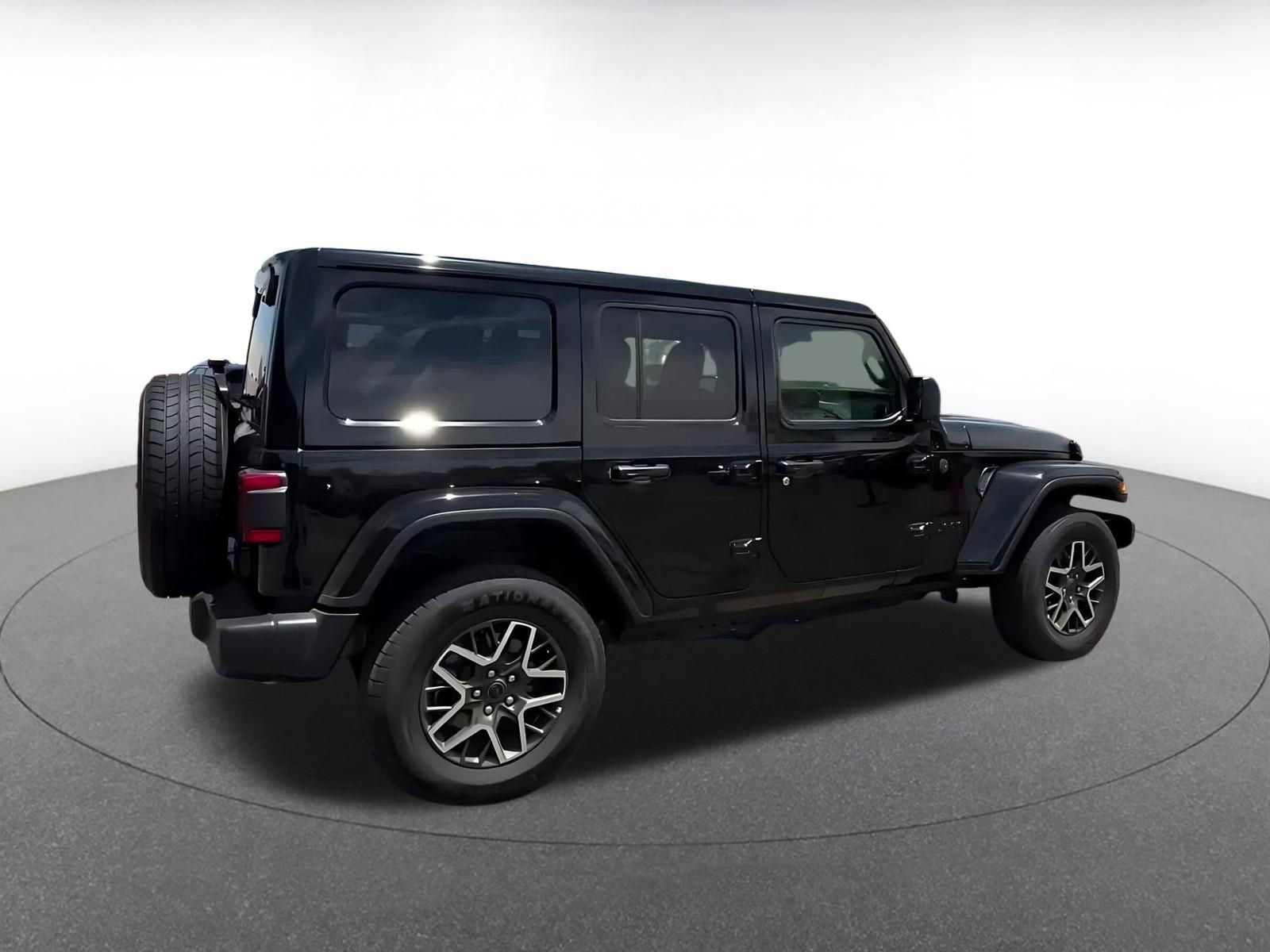 Thumbnail: 2025 Jeep Wrangler - 12