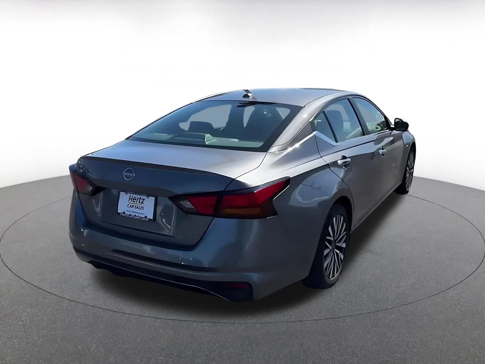 Thumbnail: 2025 Nissan Altima - 14